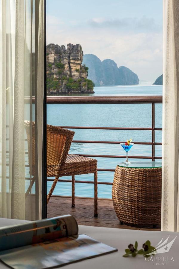 Hotel Halong Capella Cruise - Member Of Lyra Cruise Collection Hạ Long Exterior foto