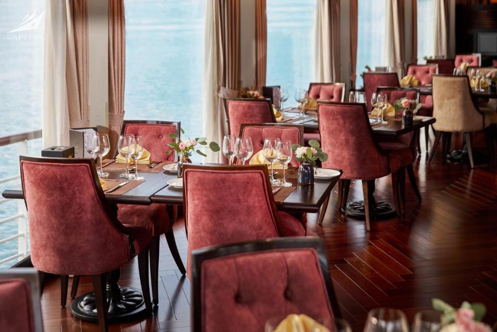 Hotel Halong Capella Cruise - Member Of Lyra Cruise Collection Hạ Long Exterior foto